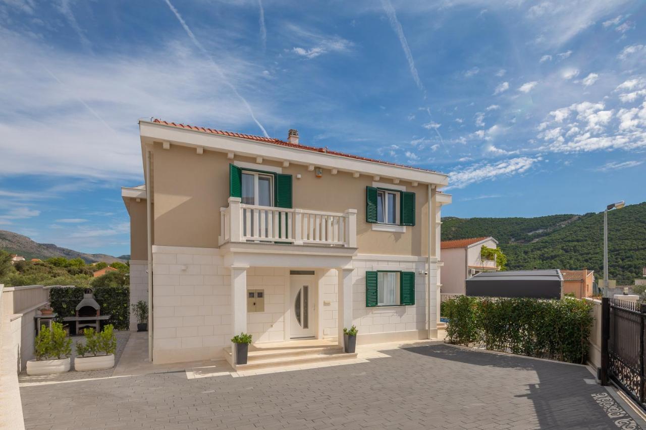 Villa Authentica With Heated Pool Grebastica Exterior photo